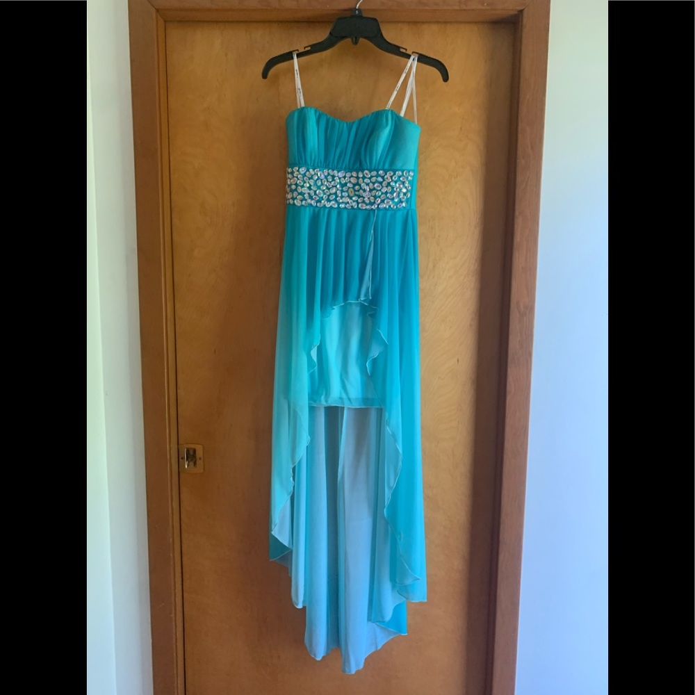 Speechless Blue Multi-Layered Prom Dress Size 7.